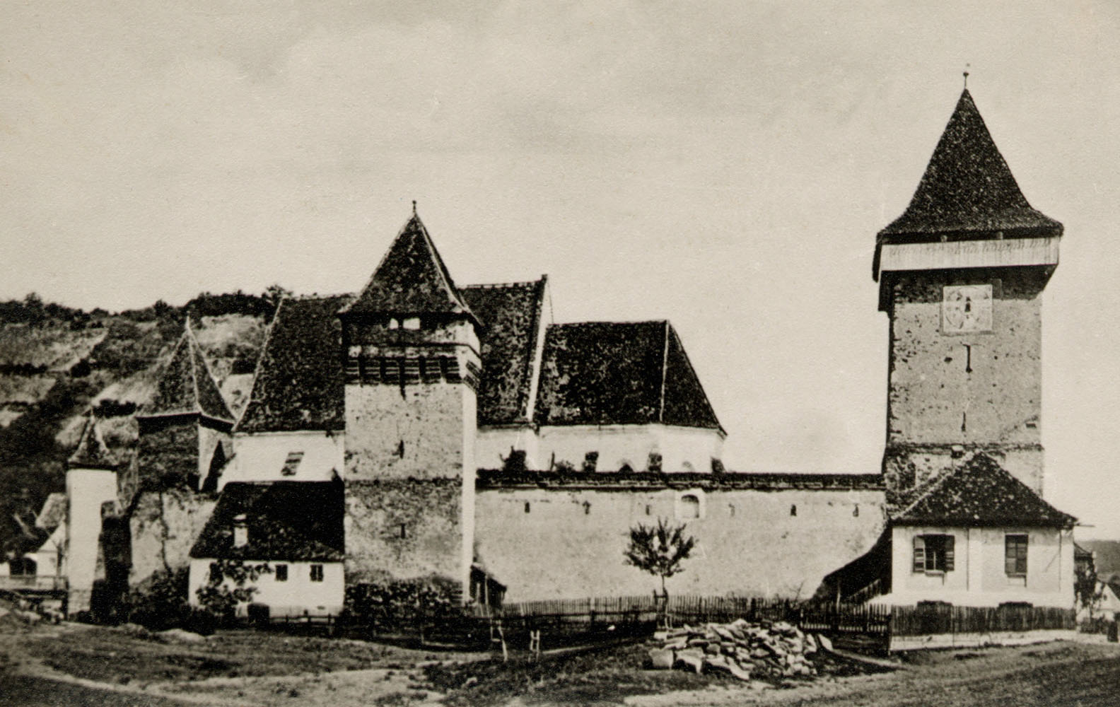 Waldhüttener Kirchenburg vor 1916